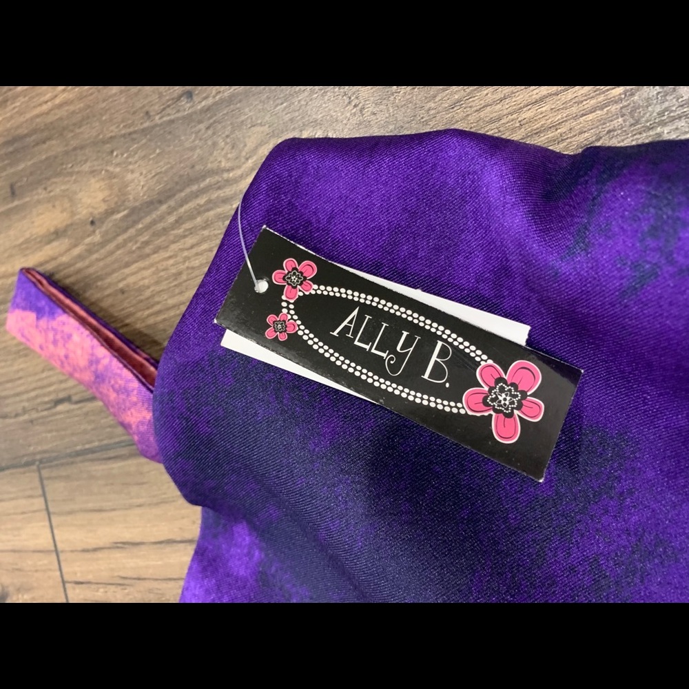 Ally B. - Picture 7 of 7